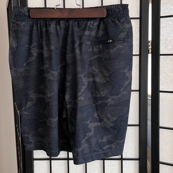 Men’s lounge shorts NWT - Picture 2 of 2